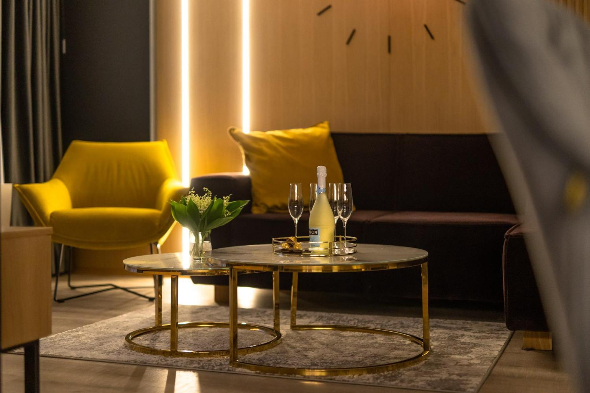 Apartamenty Fenomen - Premium Porto Nadmorskie Tarasy W Kolobrzegu Luaran gambar